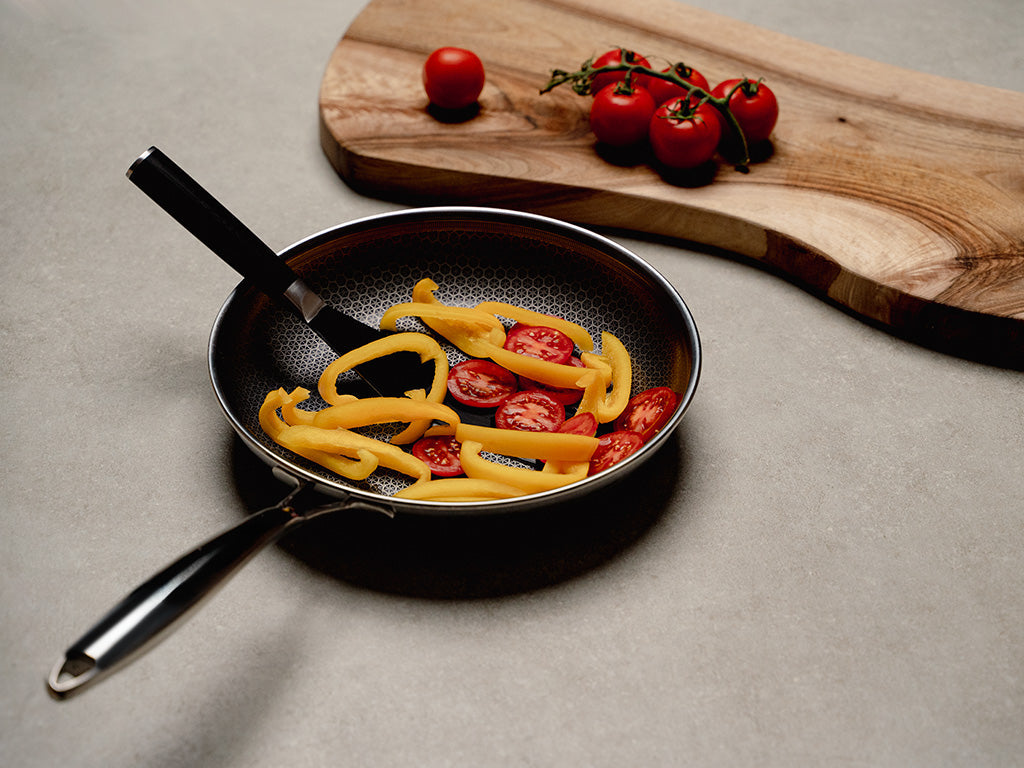 Versatile Non-Stick Hybrid Frying Pan