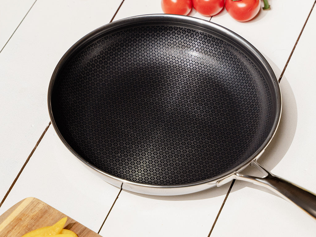 Versatile Non-Stick Hybrid Frying Pan